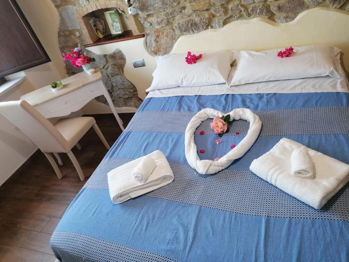 B&B Il Portico Orgosolo Extérieur photo