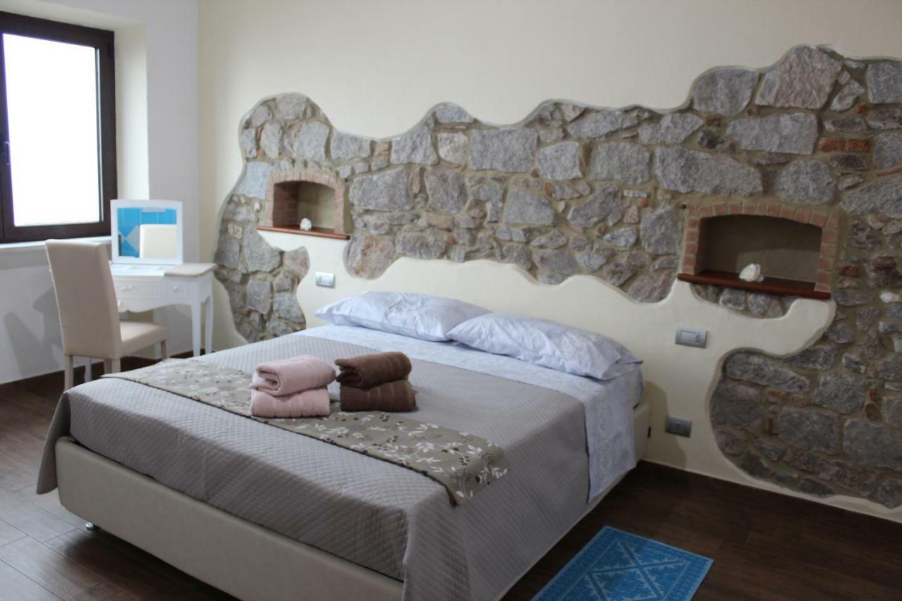 B&B Il Portico Orgosolo Extérieur photo